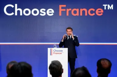 Le 8e sommet Choose France, évènement destiné à attirer les investissements étrangers en France, a battu un nouveau record avec 40 milliards d'euros de projets annoncés.