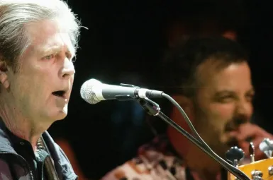 Sa musique «vivra pour toujours» : pluie d'hommages après le décès de Brian Wilson