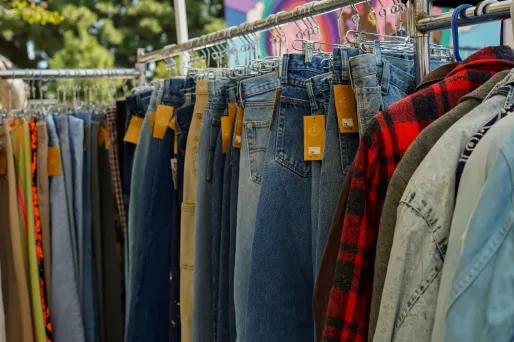 Levi’s fait sensation sur Amazon : les pièces incontournables du moment sont en promo