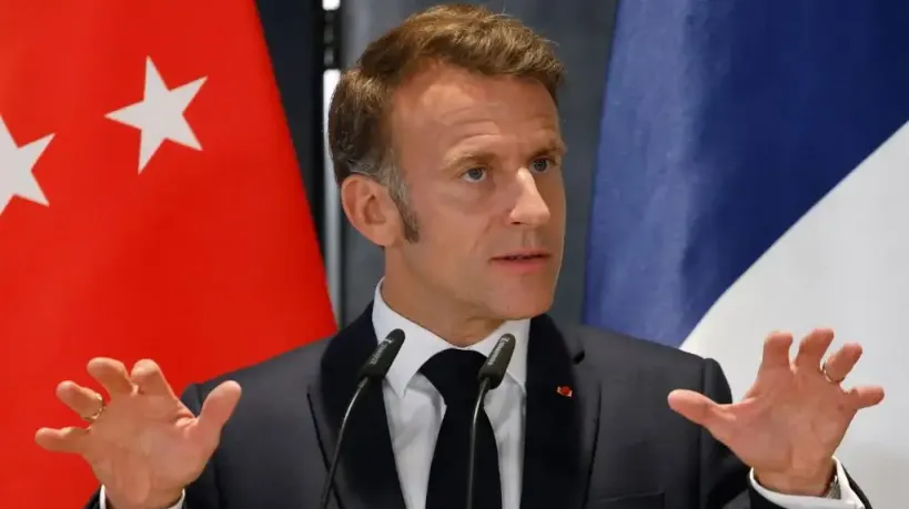 Emmanuel Macron a affirmé vendredi que la décision ou non de sanctionner la Russie si elle refuse un cessez-le-feu en Ukraine était un "test de crédibilité" pour les États-Unis de Donald Trump.